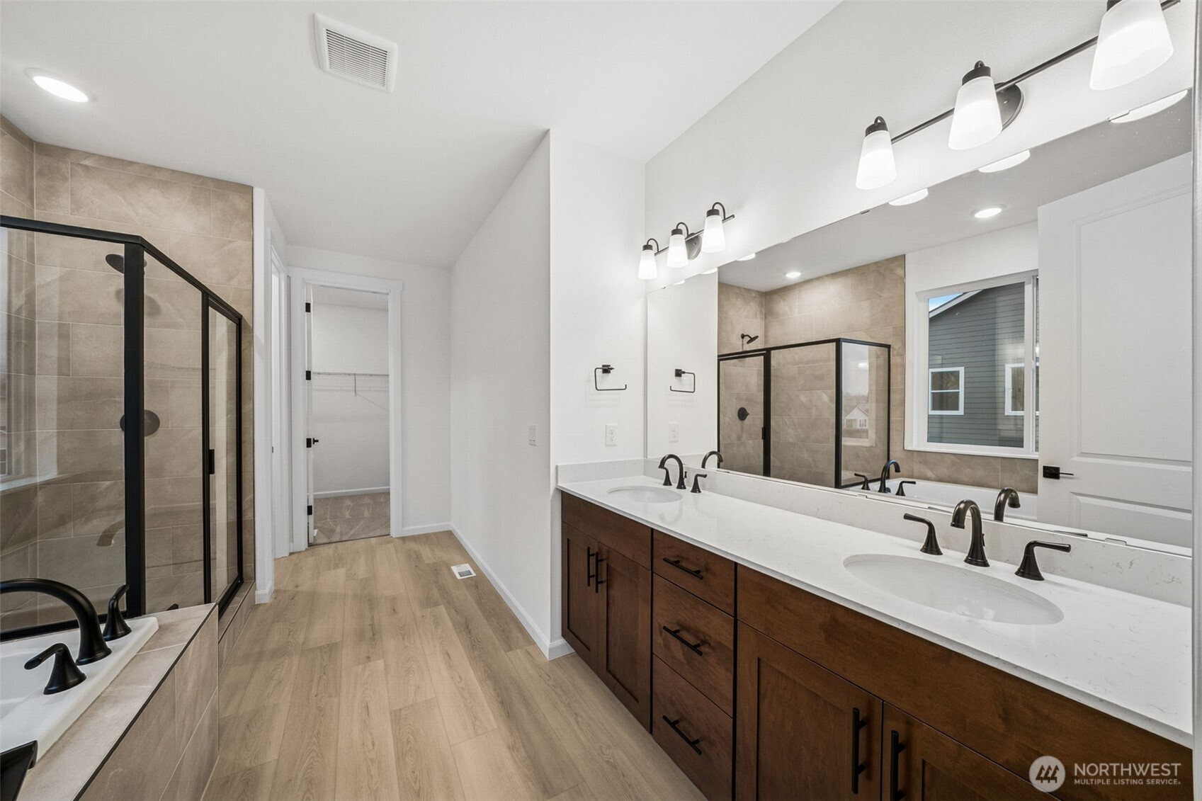 793 South Davis Street, Unit 105 Buckley, WA 98321 - Photo 11 of 12