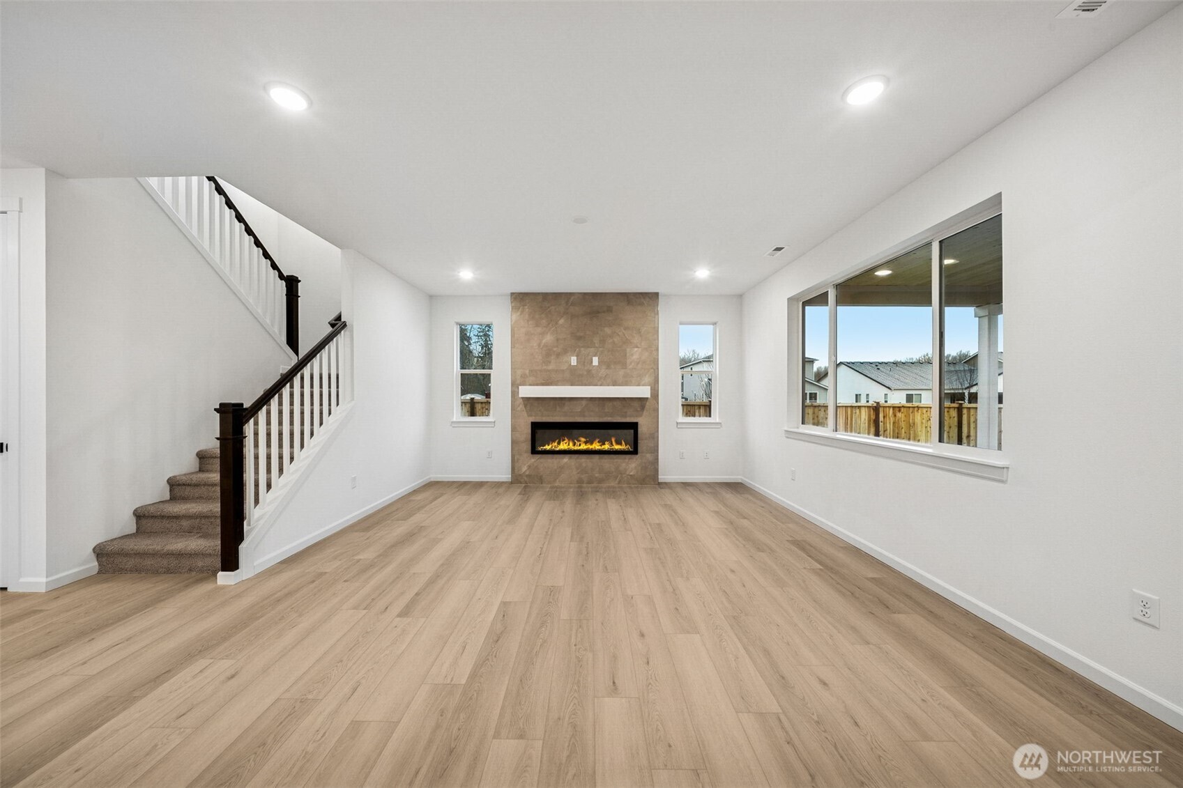 793 South Davis Street, Unit 105 Buckley, WA 98321 - Photo 3 of 12