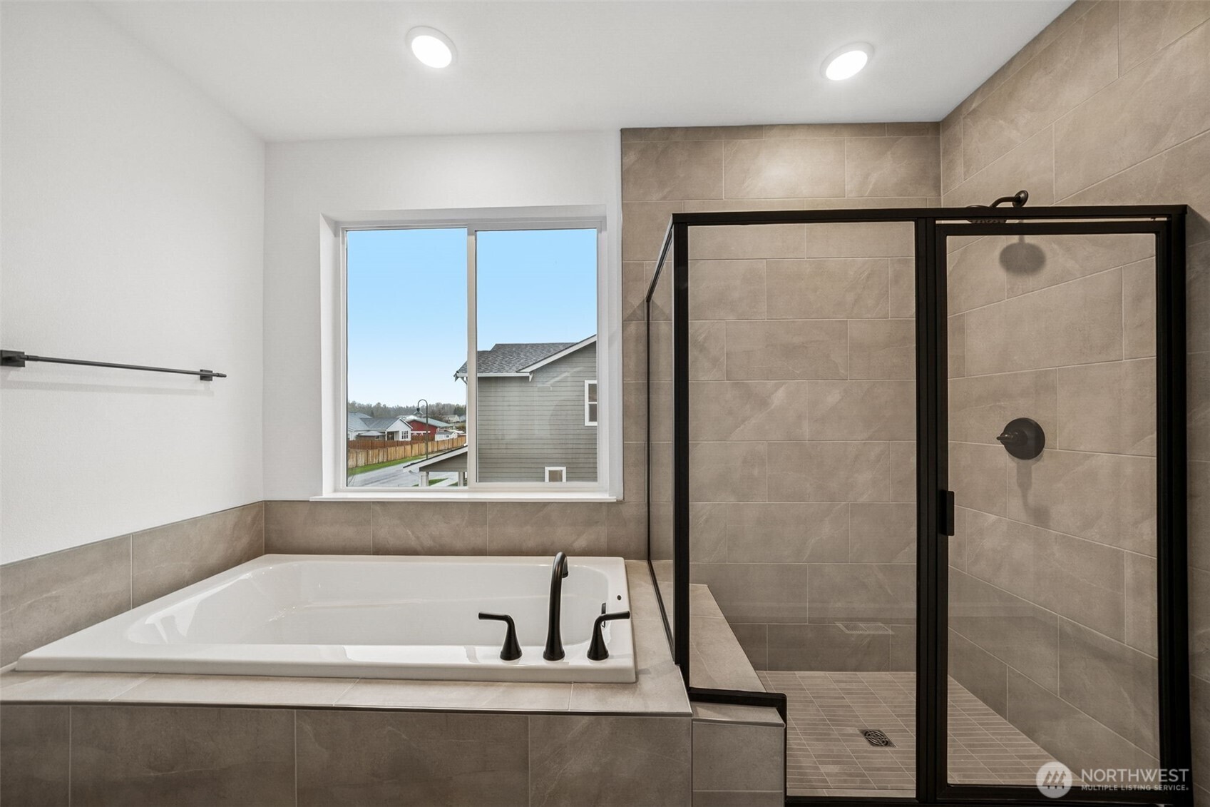 793 South Davis Street, Unit 105 Buckley, WA 98321 - Photo 10 of 12