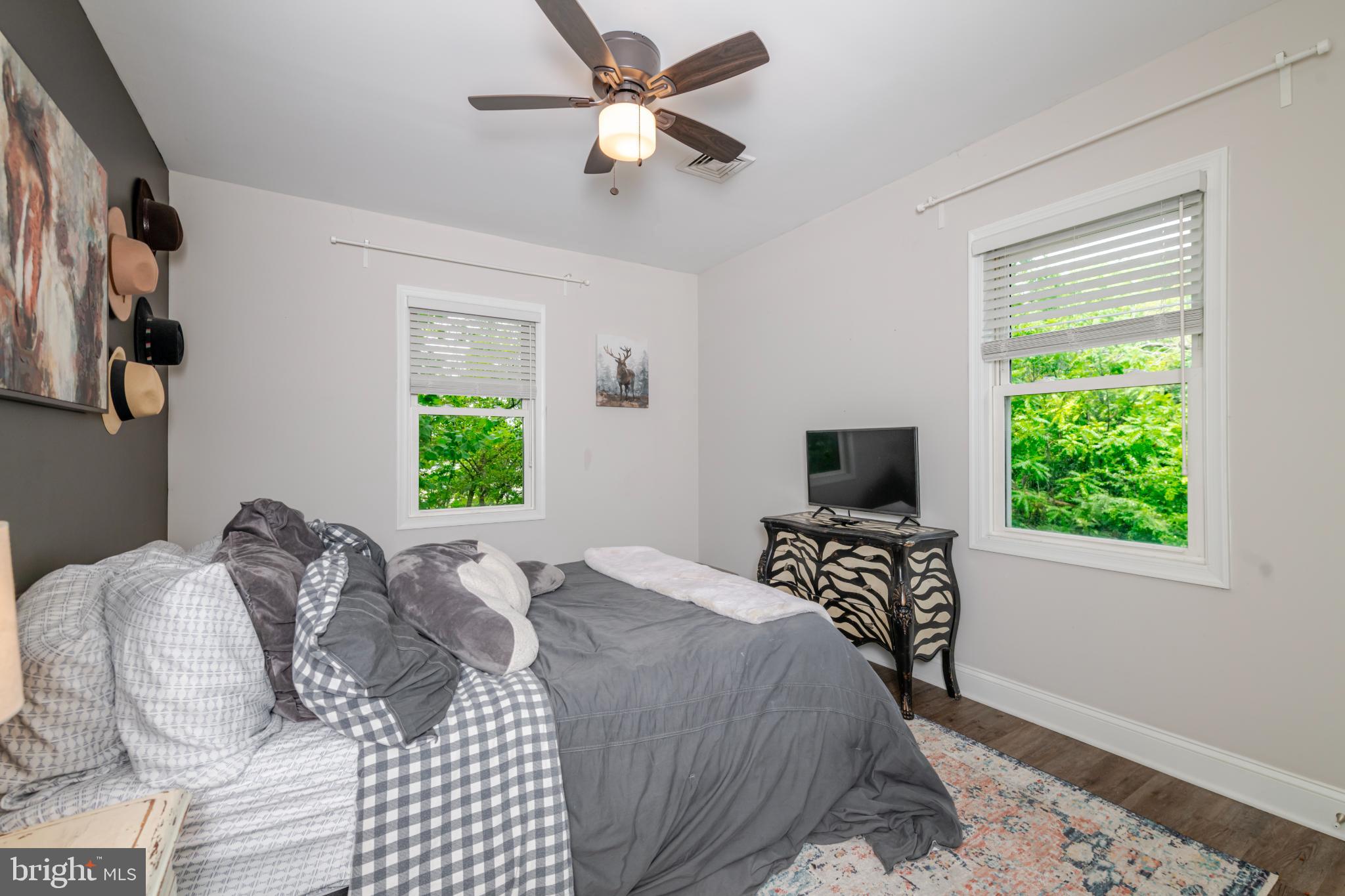 16 Townsend Avenue Berlin, NJ 08009 - Photo 24 of 50 a bedroom with a bed and a window
