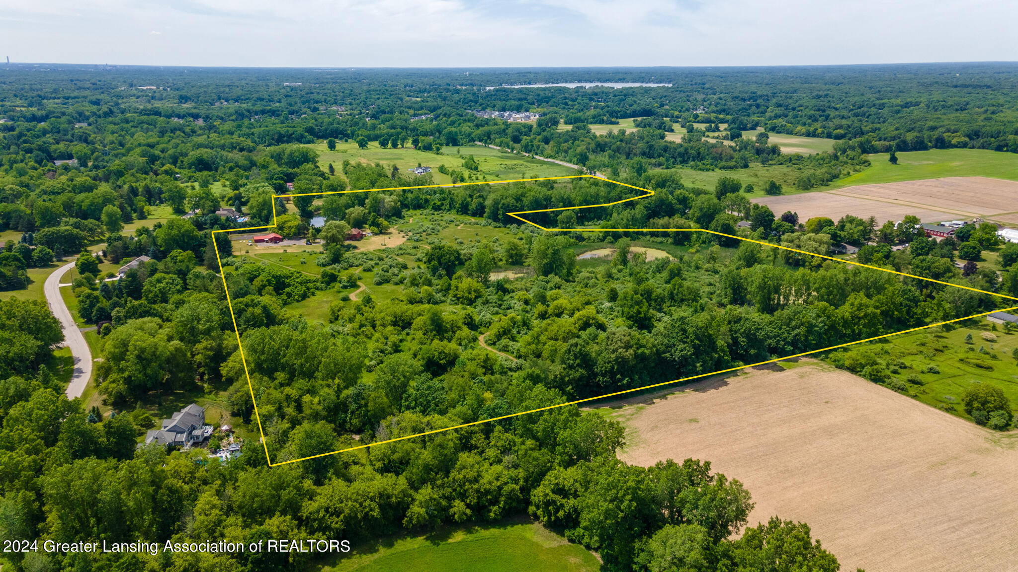 5510 Meridian Road Haslett, MI 48840 - Photo 76 of 93 5510_Meridian_BROCK-24