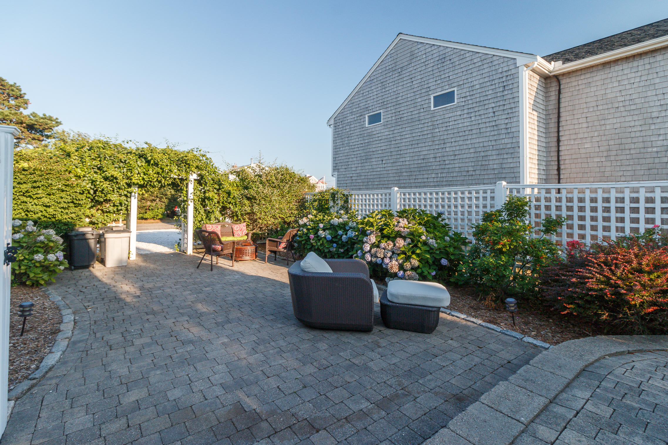69 Surfside Road West Dennis, MA 02670 - Photo 6 of 34 69SurfsideRdWDennis-8059