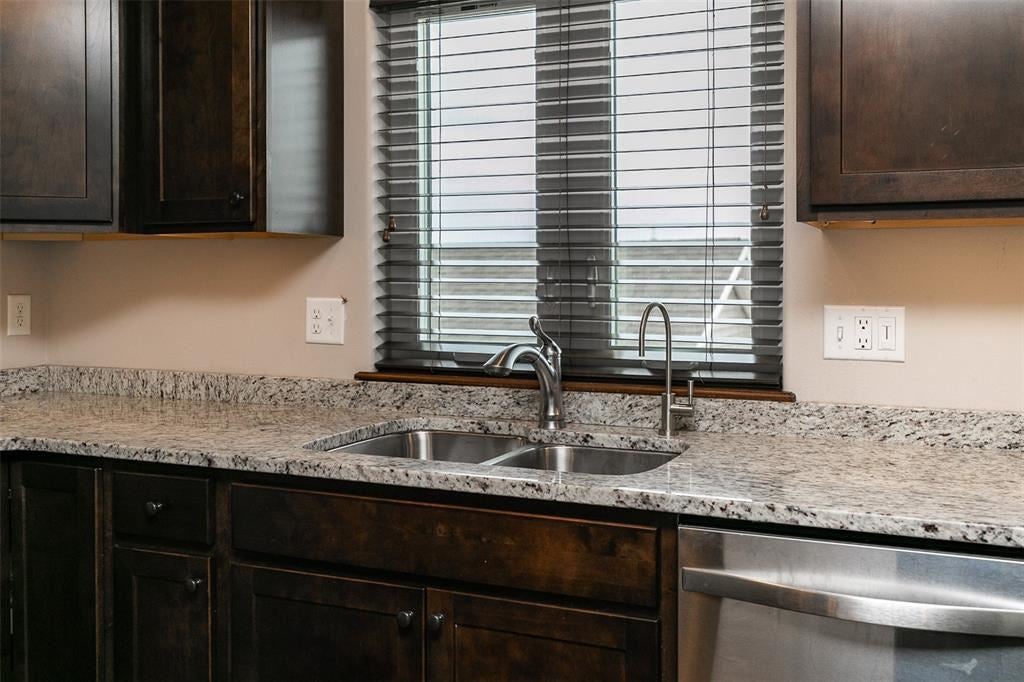 3075 Ridgeview Drive Ely, IA 52227 - Photo 18 of 44 Gallery Image 18
