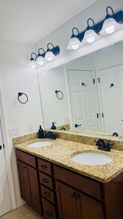 294 Hayden Rowe Street, Unit 294 Hopkinton, MA 01748 - Photo 13 of 24