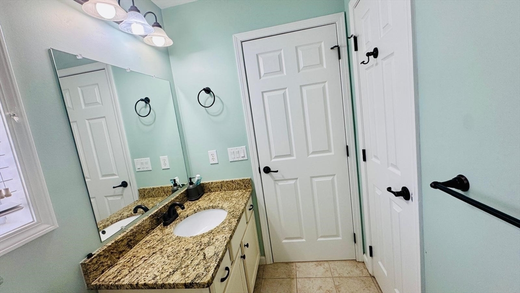 294 Hayden Rowe Street, Unit 294 Hopkinton, MA 01748 - Photo 16 of 24