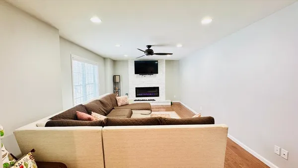 $4,350 | 294 Hayden Rowe Street, Unit 294, Hopkinton, MA 01748