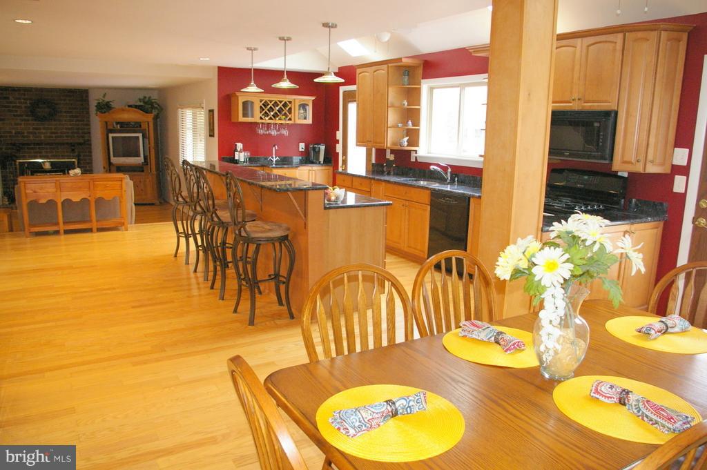 5322 Allerton Road Fairfax, VA 22032 - Photo 2 of 29 Welcome Home!