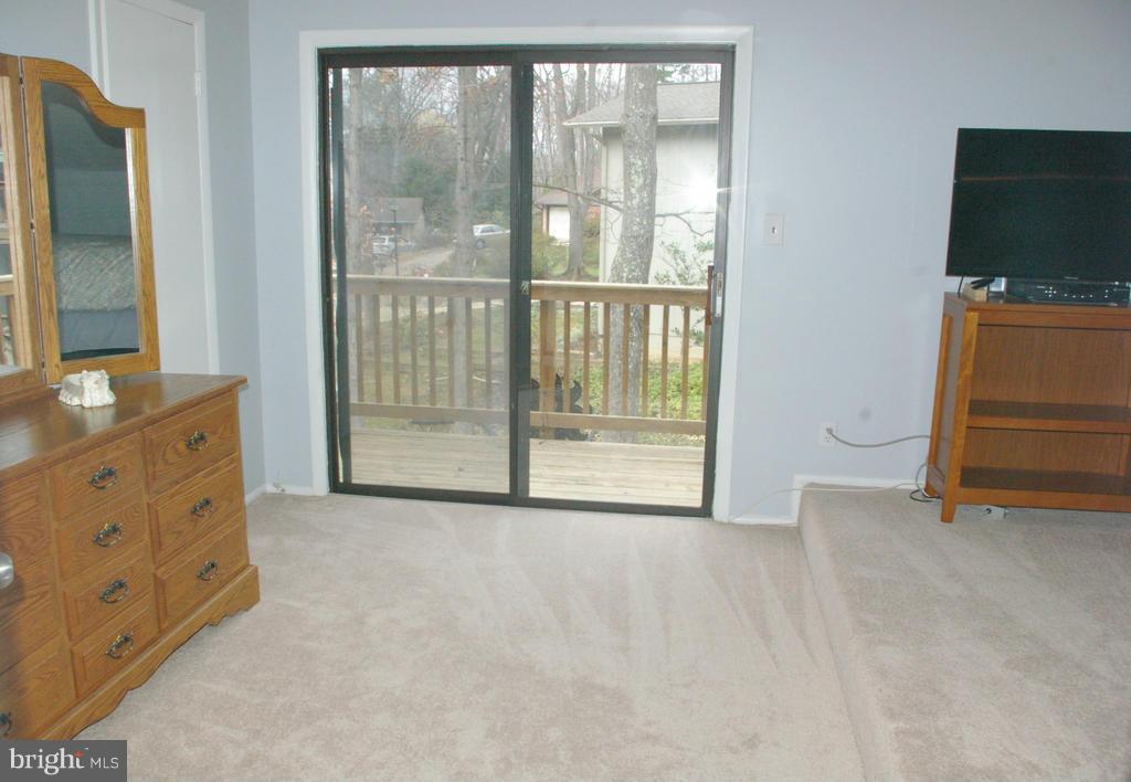 5322 Allerton Road Fairfax, VA 22032 - Photo 14 of 29 Master bedroom with walk out to balcony