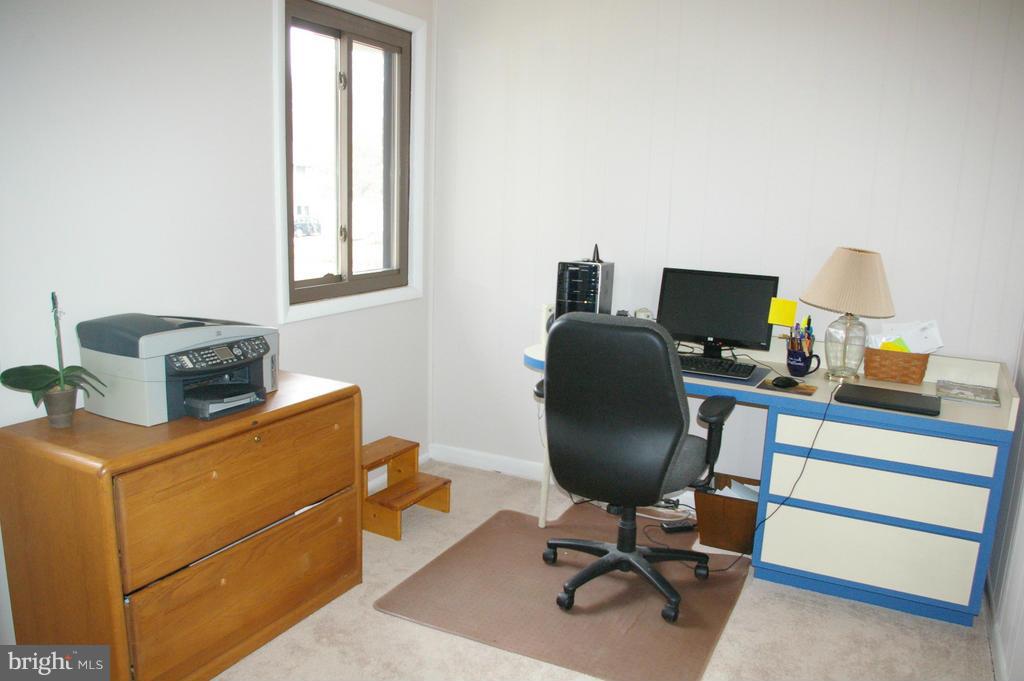 5322 Allerton Road Fairfax, VA 22032 - Photo 20 of 29 Bedroom