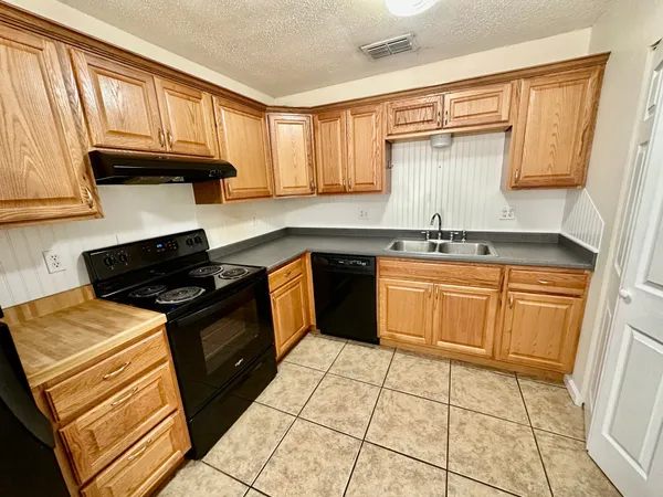$415,000 | 102 Lady Bird Lane, San Marcos, TX 78666