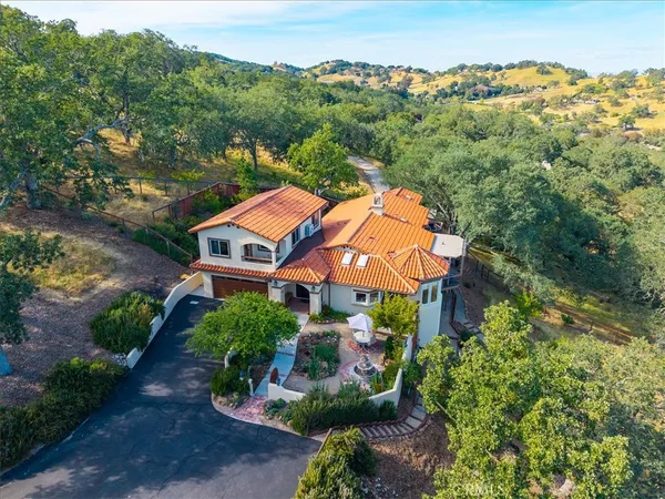 $1,549,000 | 10662 Santa Ana Road, Atascadero, CA 93422