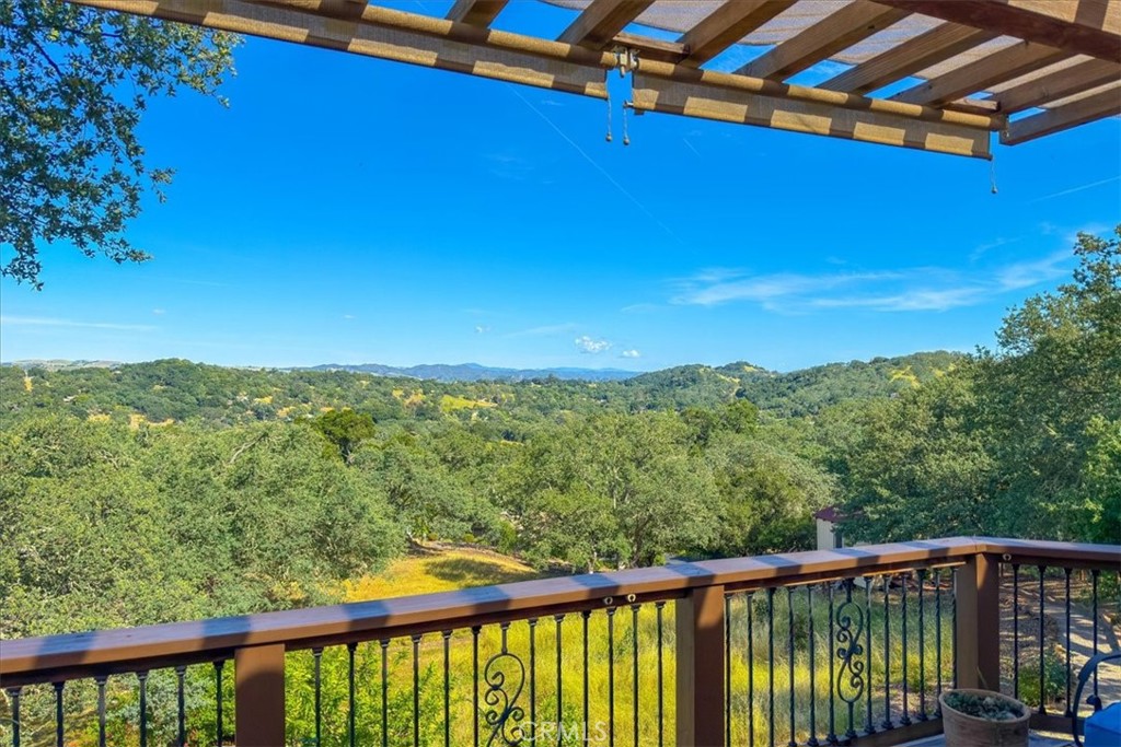 10662 Santa Ana Road Atascadero, CA 93422 - Photo 20 of 72 View from Living room patio