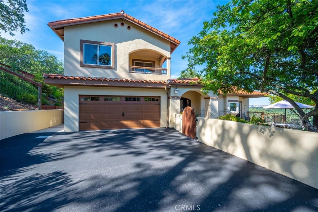 10662 Santa Ana Road Atascadero, CA 93422 - Photo 3 of 72 Front view