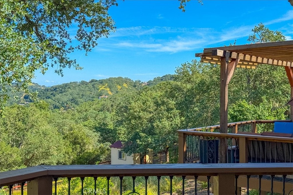 10662 Santa Ana Road Atascadero, CA 93422 - Photo 36 of 72 View off master deck