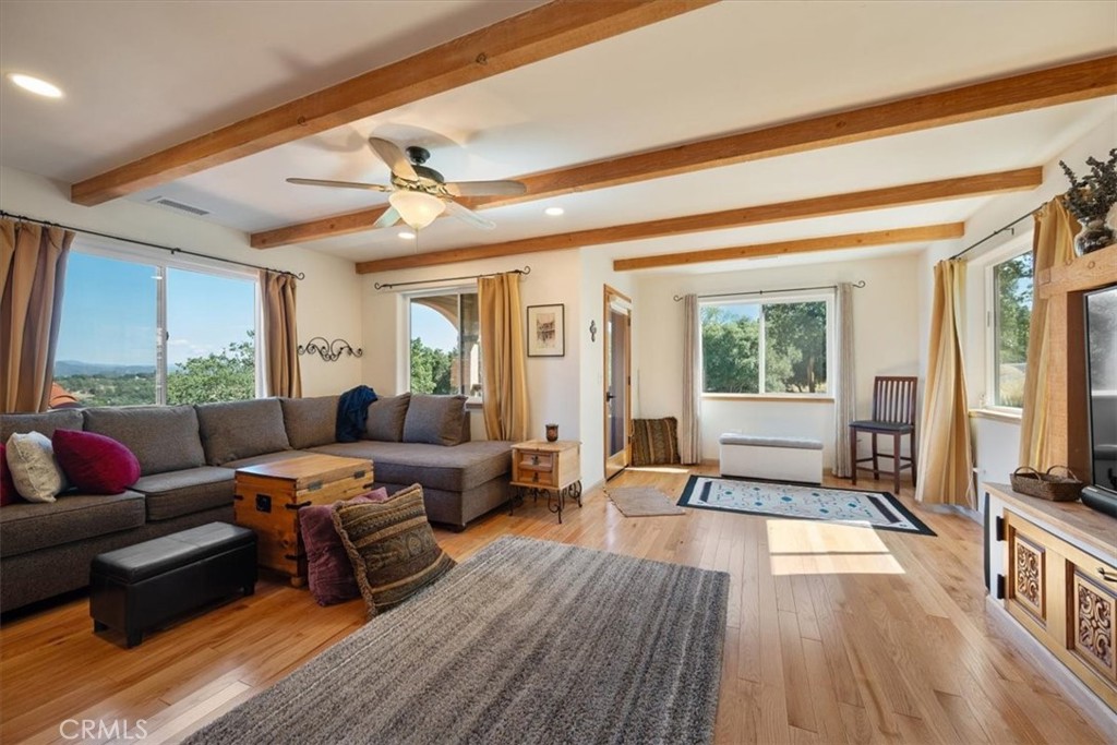 10662 Santa Ana Road Atascadero, CA 93422 - Photo 42 of 72 Upstairs family room/office
