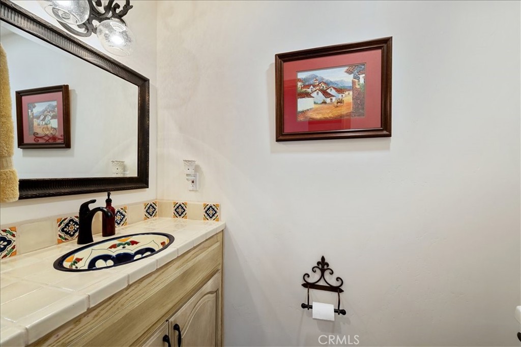 10662 Santa Ana Road Atascadero, CA 93422 - Photo 50 of 72 half bath downstairs next to laundry