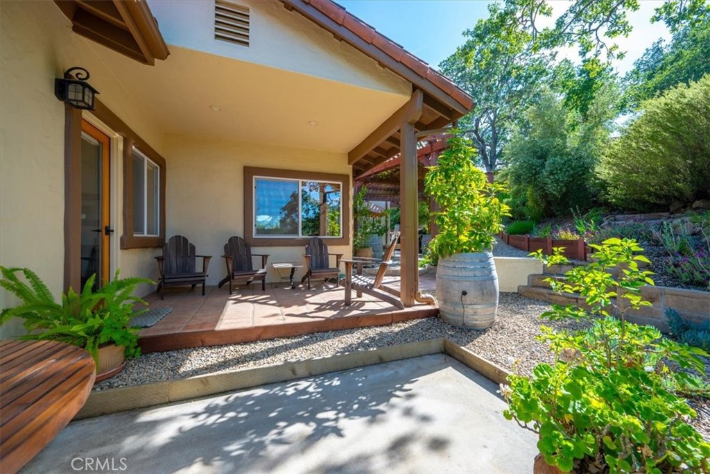10662 Santa Ana Road Atascadero, CA 93422 - Photo 57 of 72 Porch