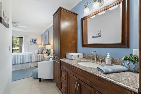 $375,000 | 401 Pinecrest Circle, Unit F, Jupiter, FL 33458