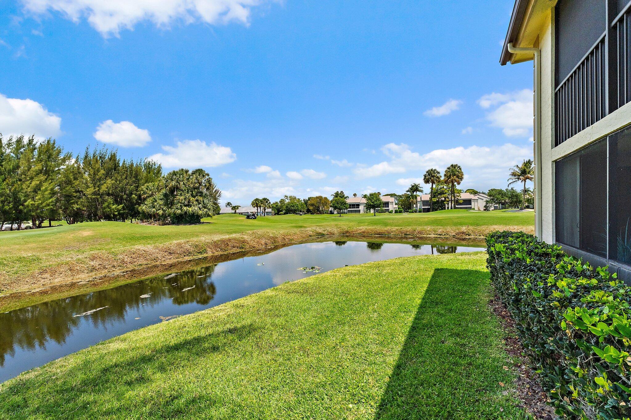 401 Pinecrest Circle, Unit F Jupiter, FL 33458 - Photo 37 of 44 038-401PinecrestCir-F-Jupiter-SMALL