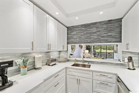 $375,000 | 401 Pinecrest Circle, Unit F, Jupiter, FL 33458