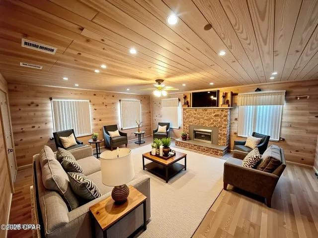 $169,900 | 4008 Bryan Street, Greenwood, FL 32443