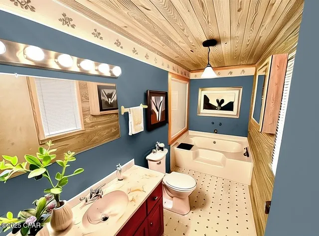 $169,900 | 4008 Bryan Street, Greenwood, FL 32443