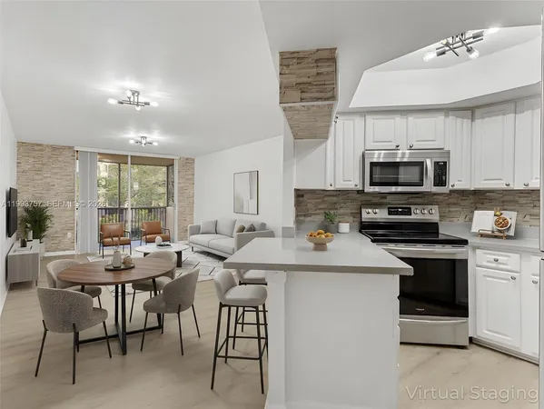 $2,200 | 8343 Lake Drive, Unit 205, Doral, FL 33166