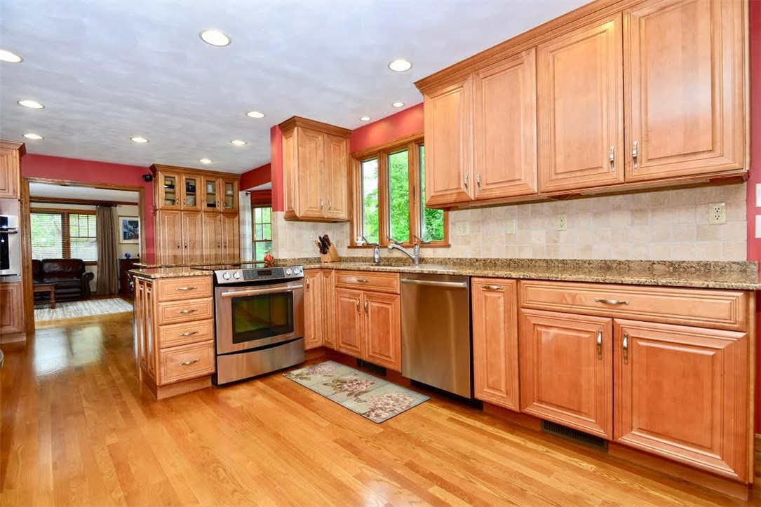 141 Penny Pond Road Tiverton, RI 02878 - Photo 13 of 33