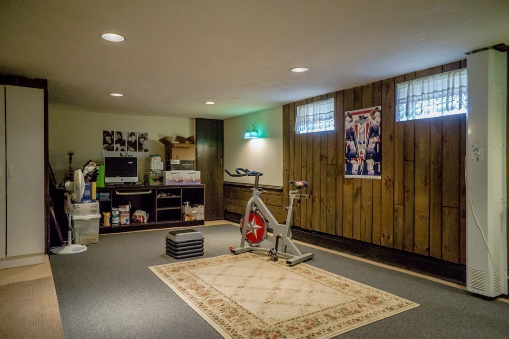 46 Barber Road Framingham, MA 01702 - Photo 13 of 24 Gallery Image 13