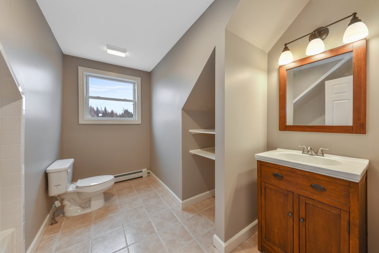 2148 Marion Center Road Charlevoix, MI 49720 - Photo 15 of 35 1870333-14.JPG