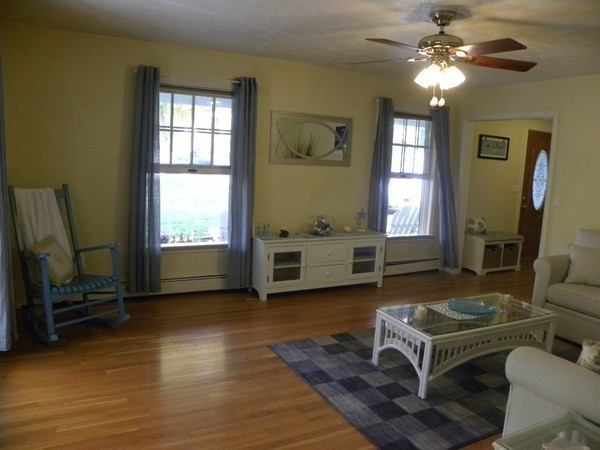 181 Burlingame Road Charlton, MA 01507 - Photo 8 of 30