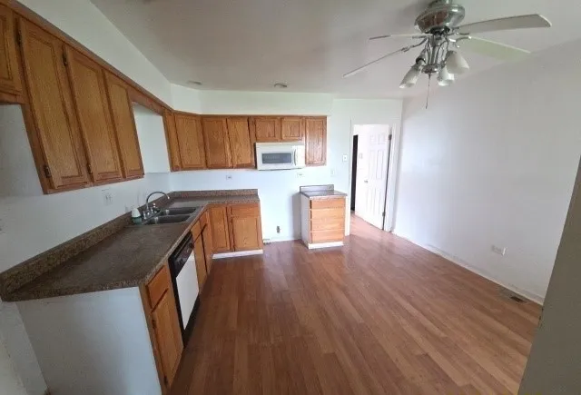 $159,900 | 1031 Blackhawk Drive, University Park, IL 60484