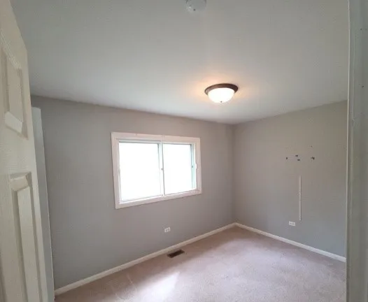 $159,900 | 1031 Blackhawk Drive, University Park, IL 60484