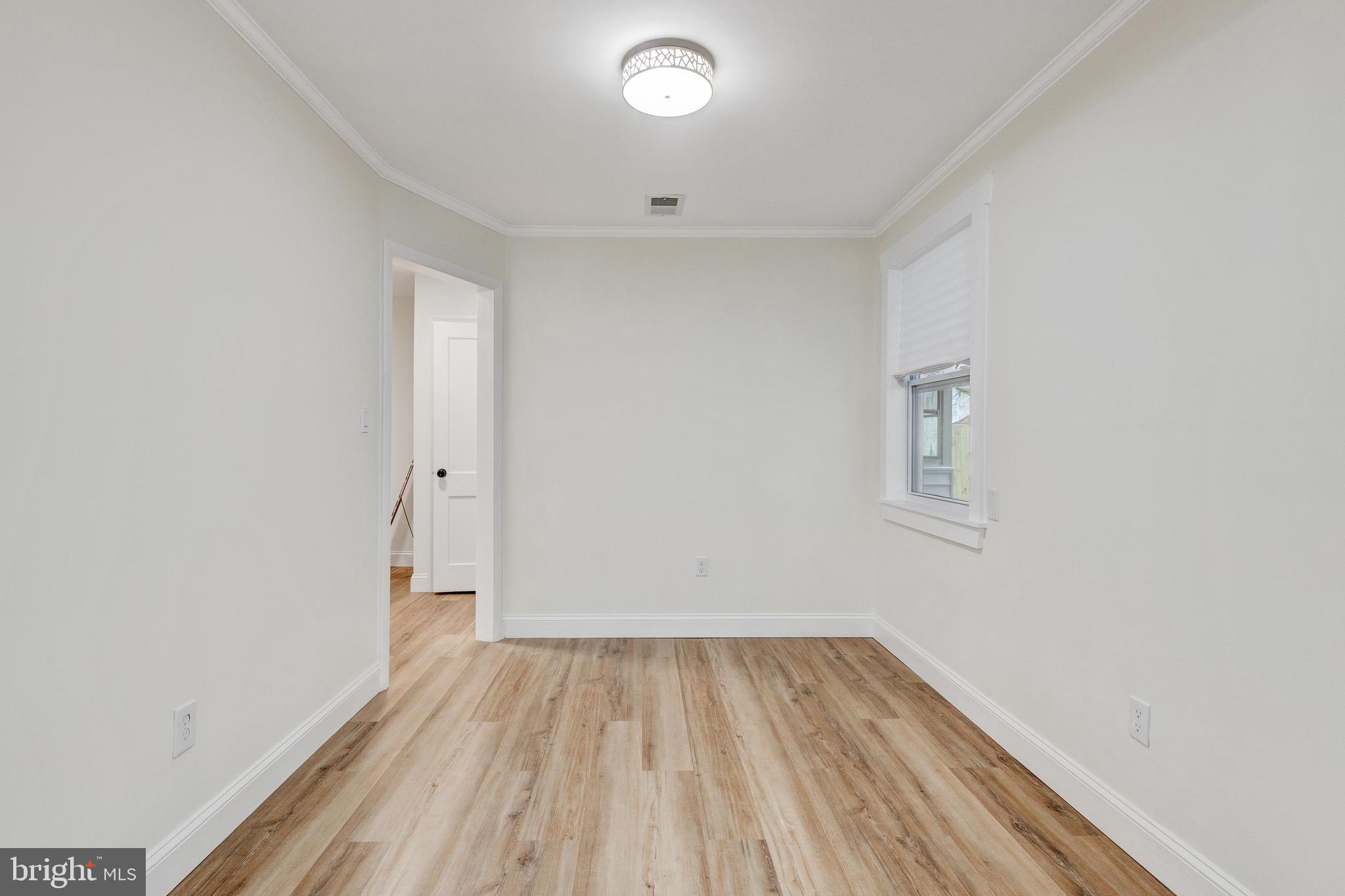 6809 Barrett Road Falls Church, VA 22042 - Photo 16 of 45 Gallery Image 16