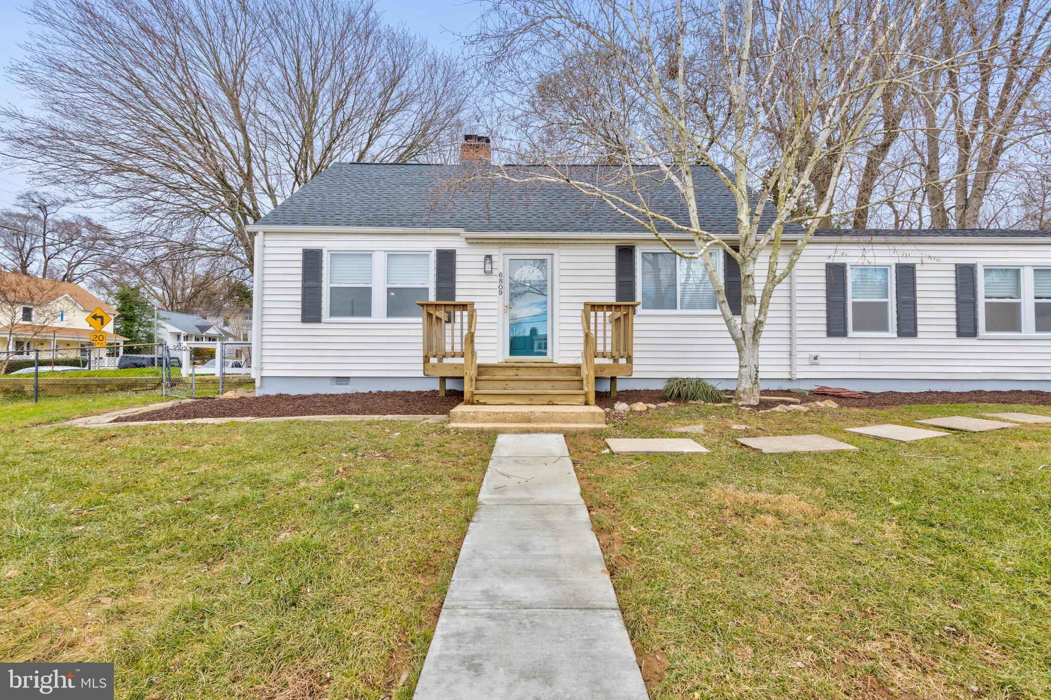 6809 Barrett Road Falls Church, VA 22042 - Photo 39 of 45 Gallery Image 39