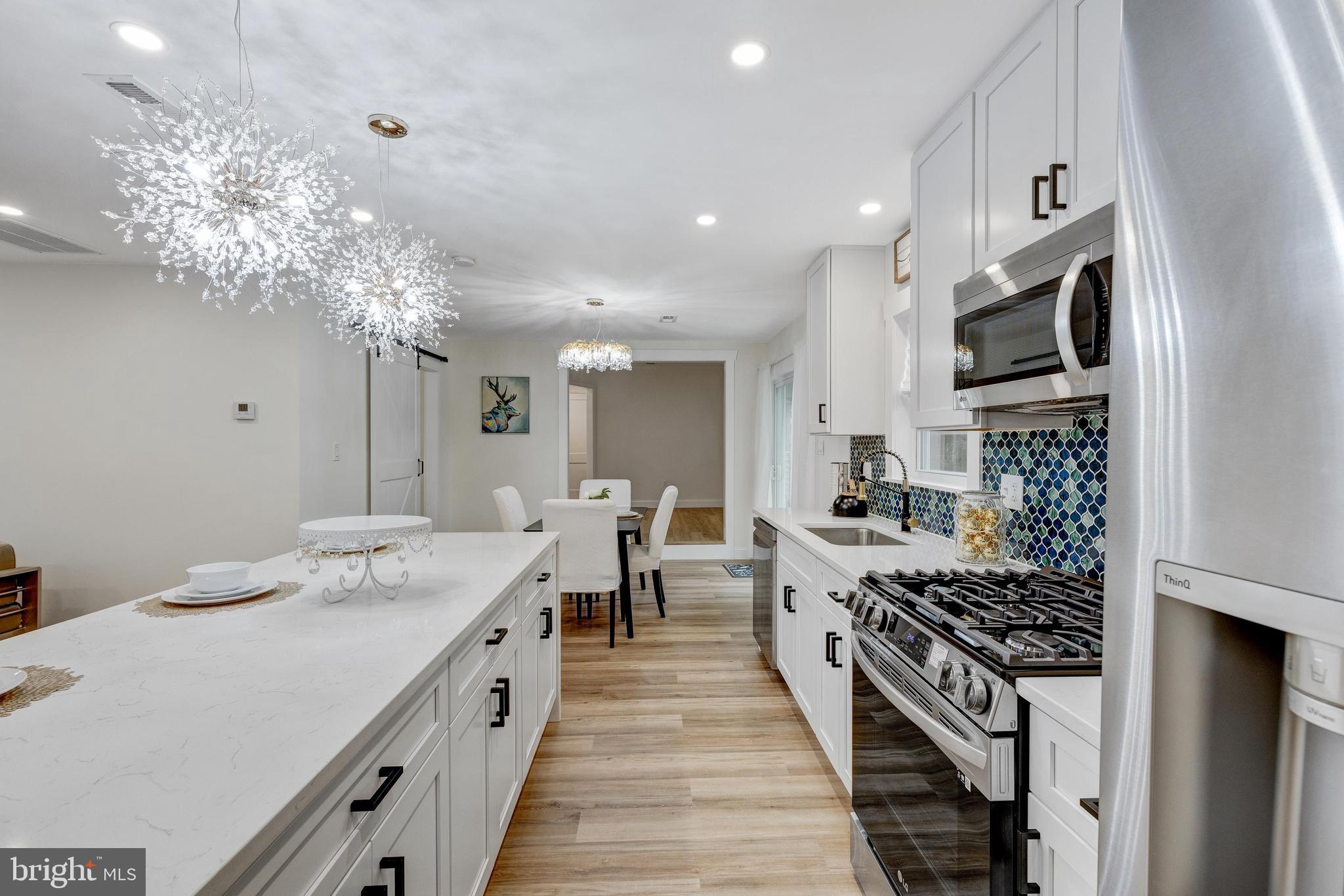 6809 Barrett Road Falls Church, VA 22042 - Photo 6 of 45 Gallery Image 6