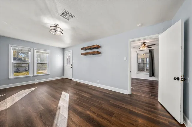 $375,000 | 4007 Austin Avenue, Waco, TX 76710