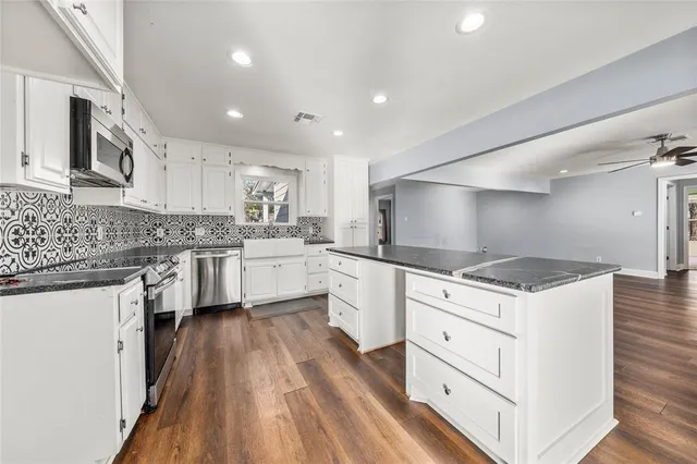 $375,000 | 4007 Austin Avenue, Waco, TX 76710