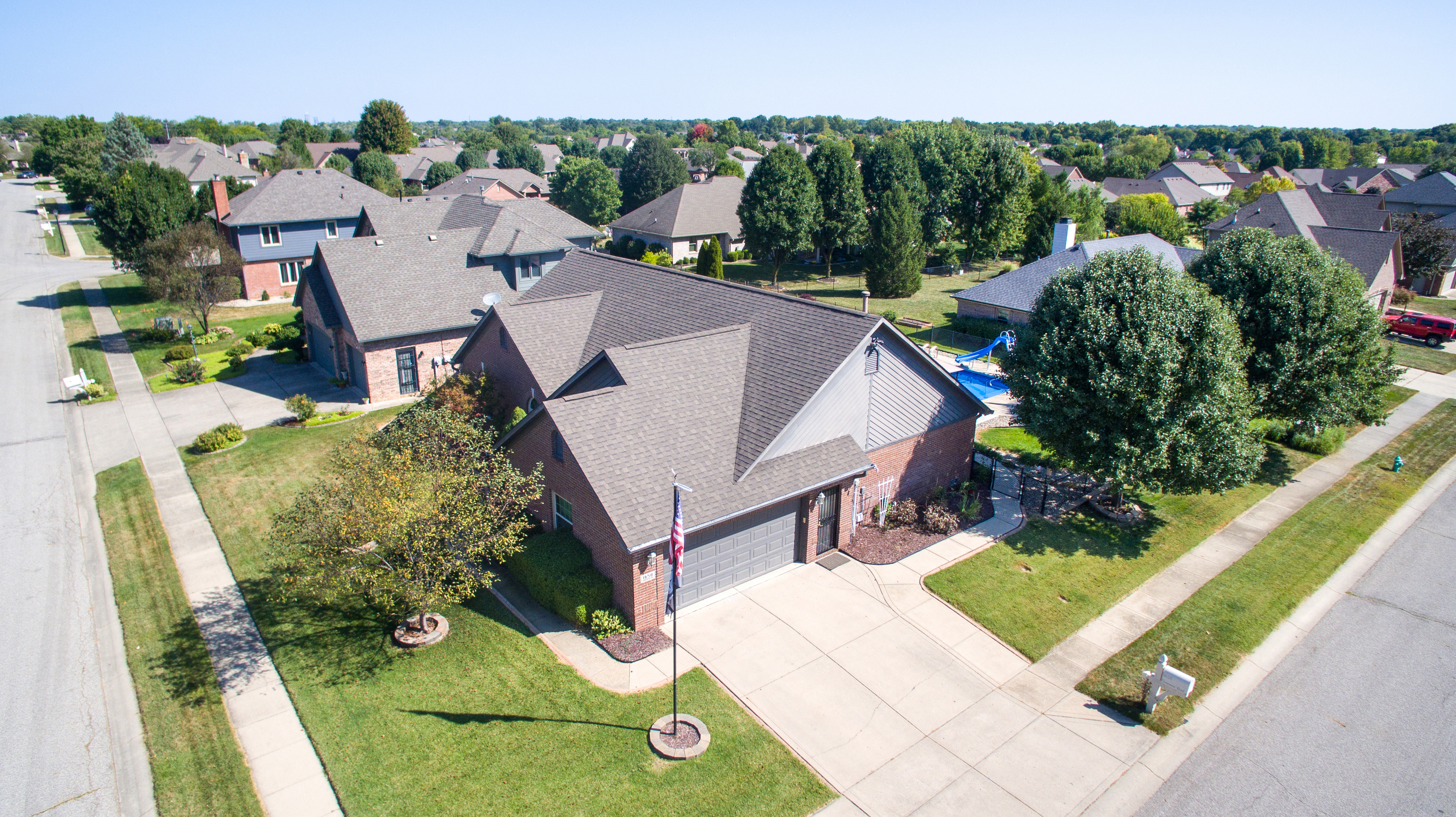 1658 Connemara Road Indianapolis, IN 46217 - Photo 33 of 37 Gallery Image 33