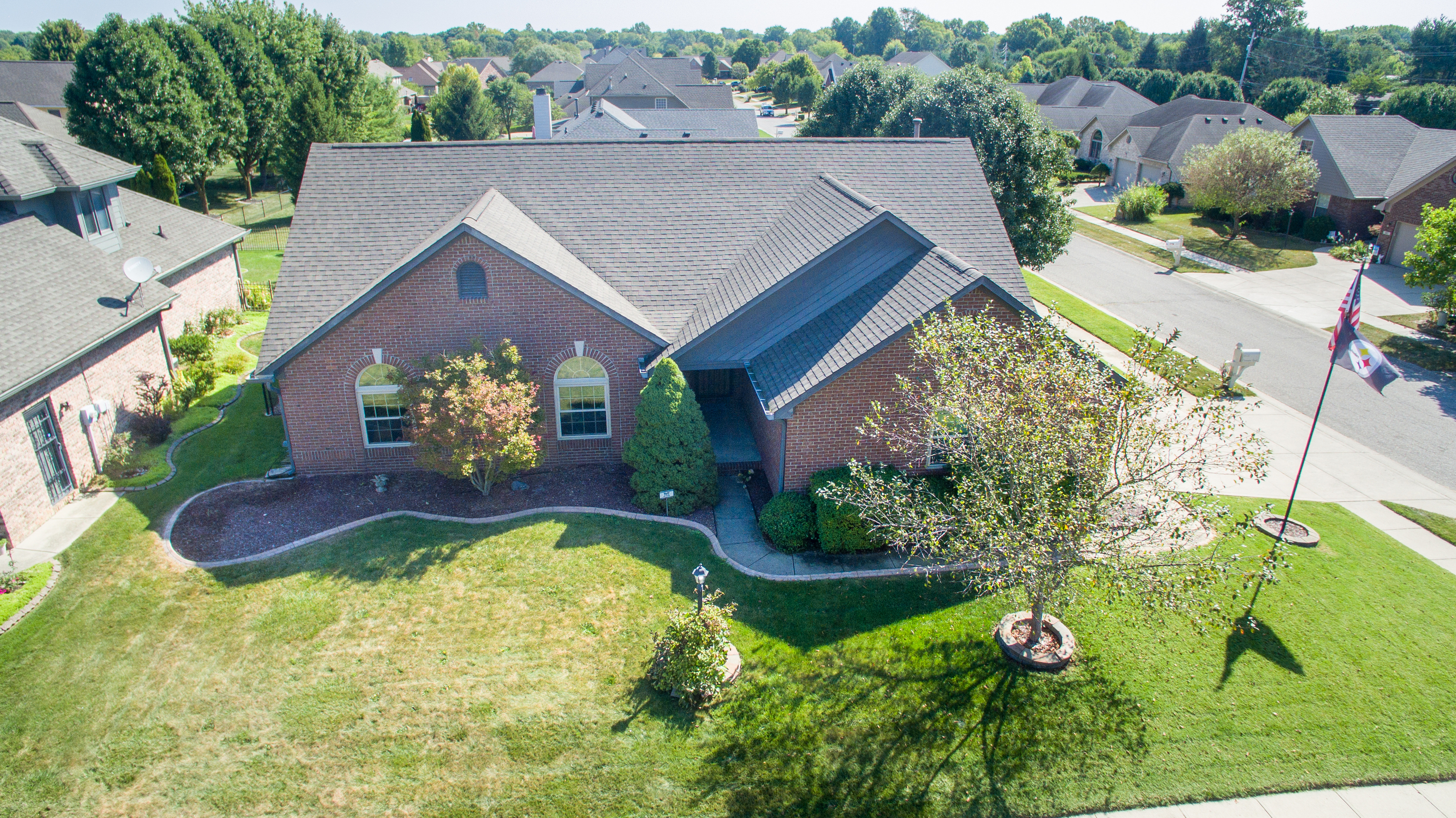 1658 Connemara Road Indianapolis, IN 46217 - Photo 36 of 37 Gallery Image 36