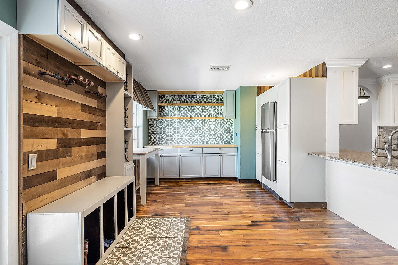 18837 93rd Road North Loxahatchee, FL 33470 - Photo 11 of 50 Butlers Pantry