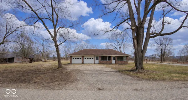 $250,000 | 612 Arrasmith Avenue, Cayuga, IN 47928