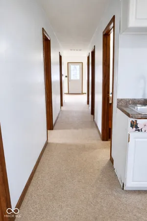 $250,000 | 612 Arrasmith Avenue, Cayuga, IN 47928