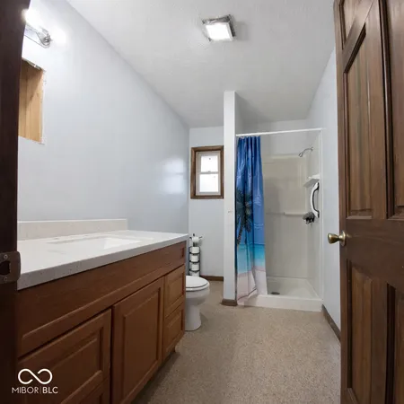 $250,000 | 612 Arrasmith Avenue, Cayuga, IN 47928