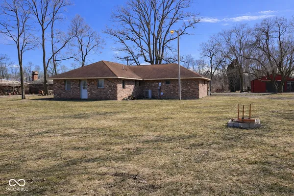 $250,000 | 612 Arrasmith Avenue, Cayuga, IN 47928