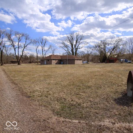 $250,000 | 612 Arrasmith Avenue, Cayuga, IN 47928