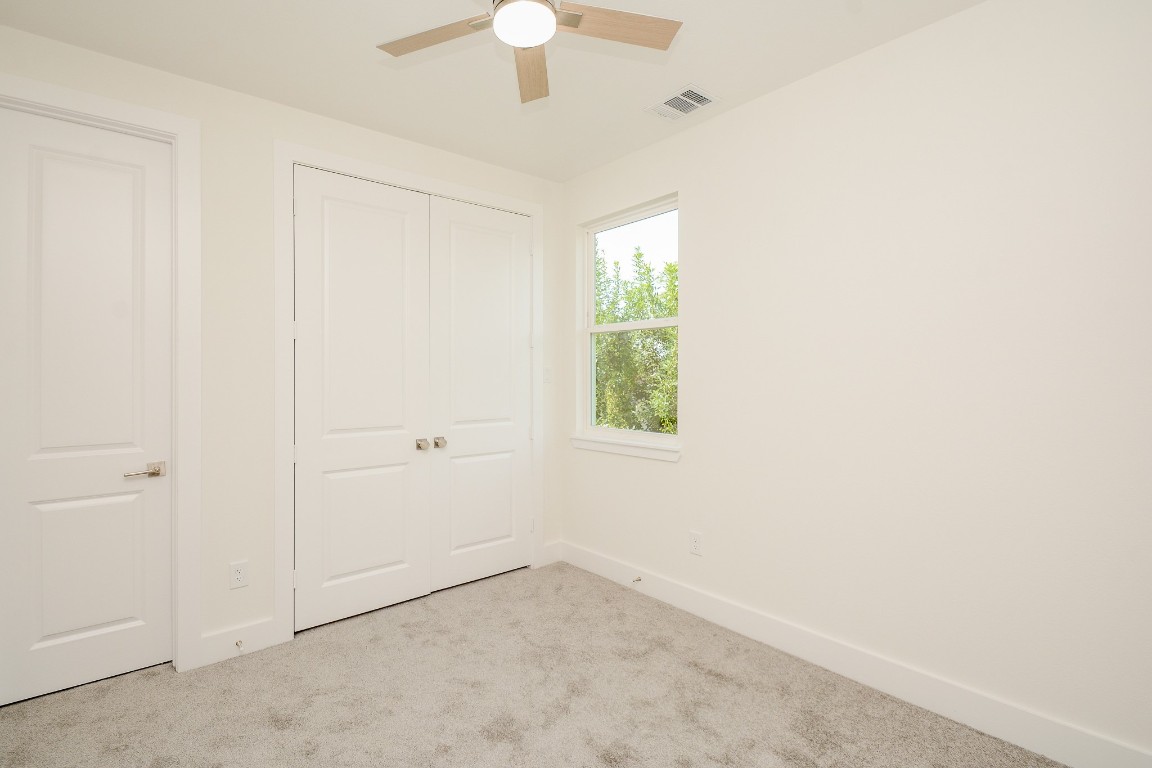 426 Sikes Street, Unit B Houston, TX 77018 - Photo 17 of 31 The secondary bedroom is light and bright with a large closet and en-suite bath.