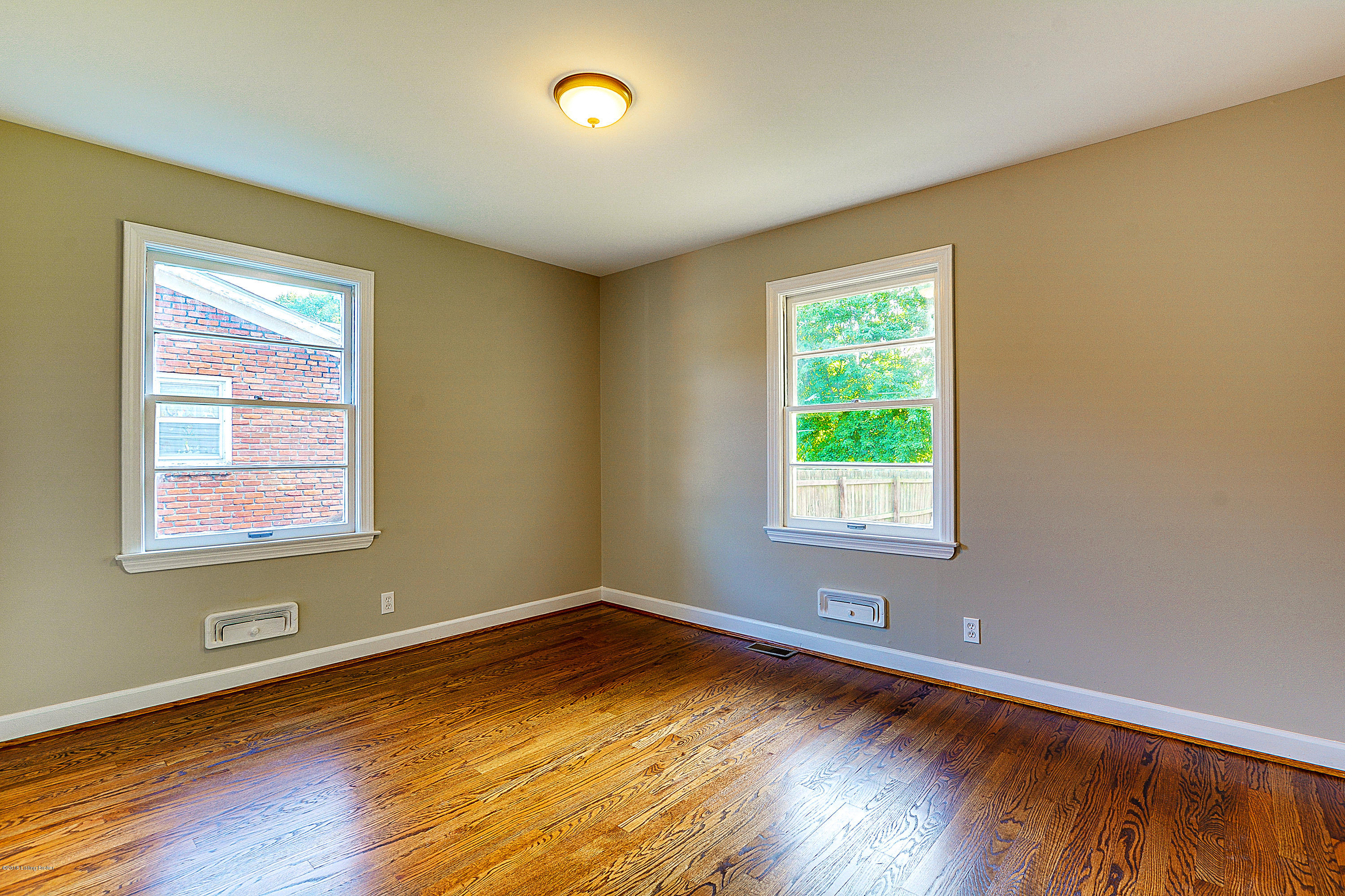 9413 Fairground Road Louisville, KY 40291 - Photo 26 of 37 9413_FairgroundRd_40291_5014