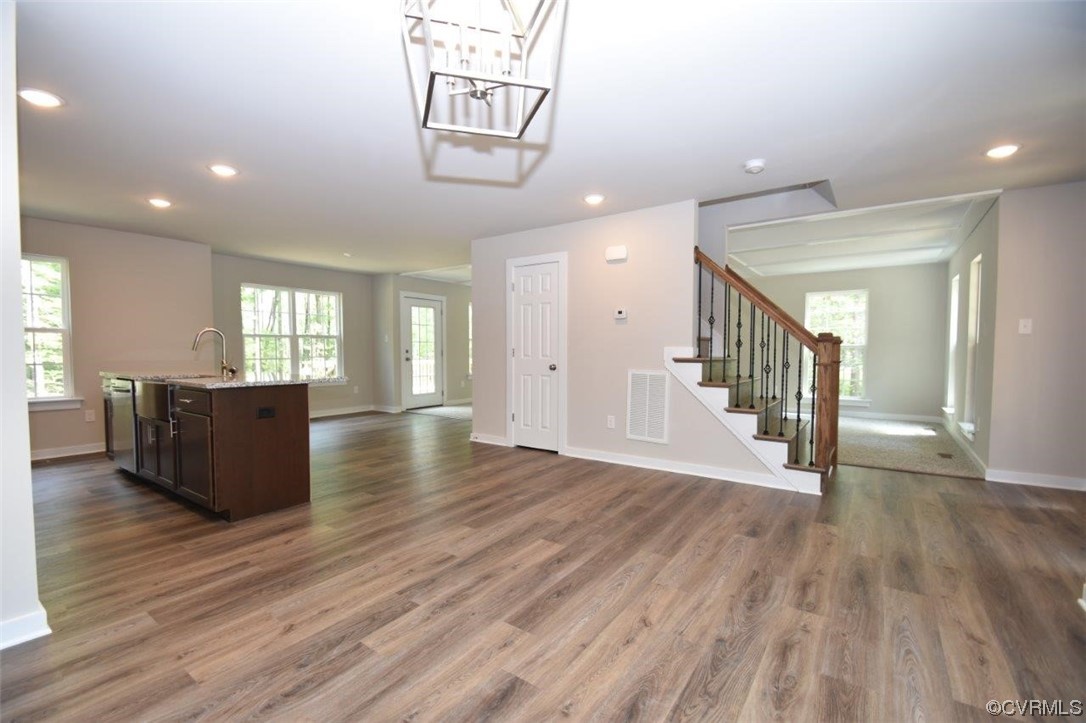 2084 Meadow Road Sandston, VA 23150 - Photo 5 of 14 Gallery Image 5