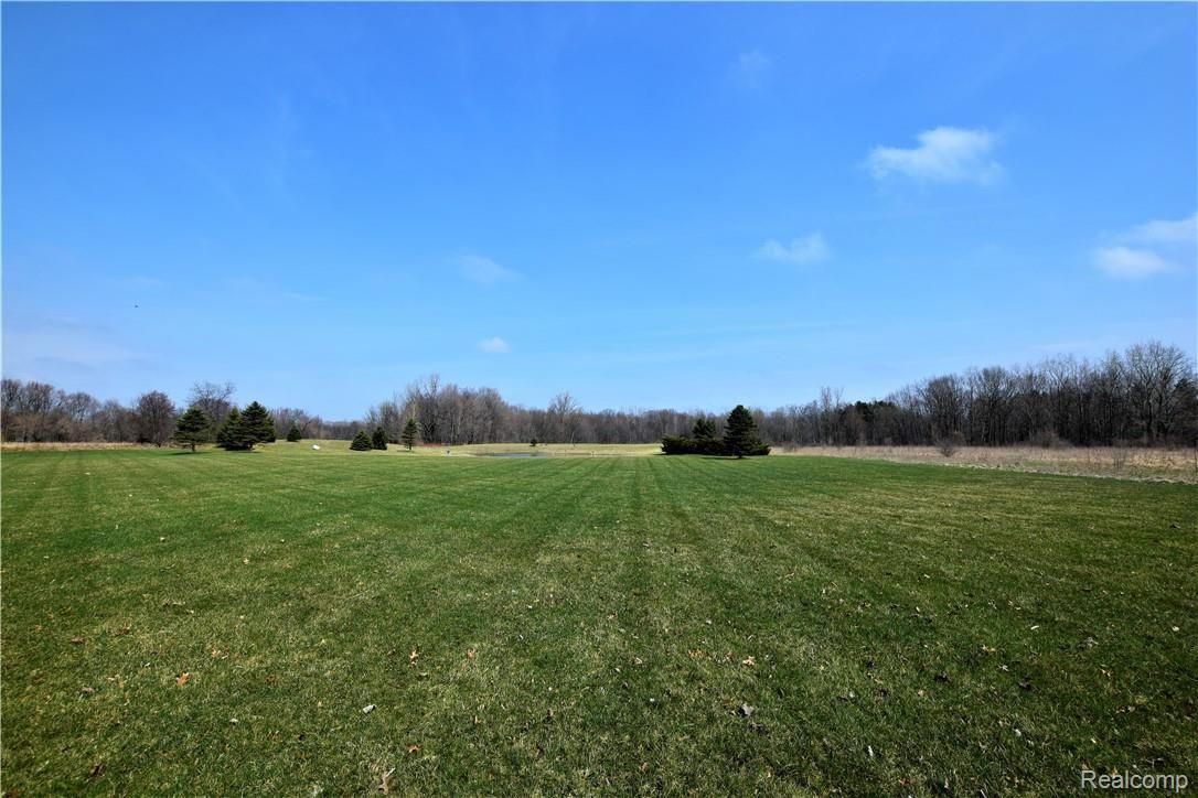 12405 East Potter Road Davison, MI 48423 - Photo 24 of 36 DSC_0034 (2).JPG